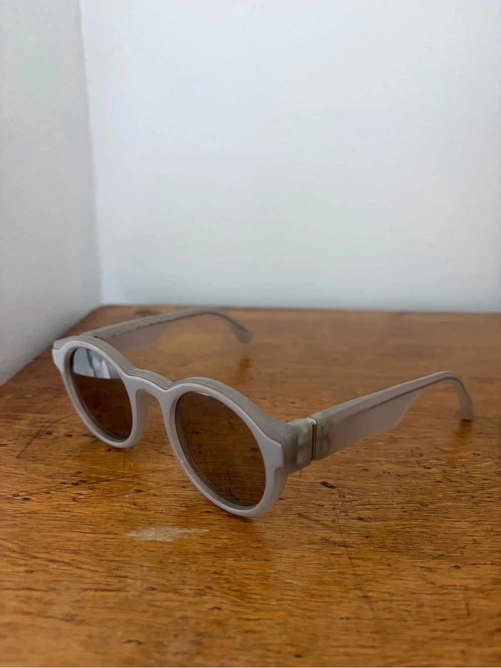 Maison Martin Margiela Round Sunglasses in Light Gray